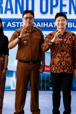 Astra Daihatsu Resmikan Outlet Lengkap di By Pass Bukittinggi
