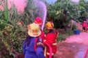 Kebakaran lahan kosong komplek Perumahan Pondok Indah Permai Blok A-19, Kelurahan Dadok Tunggul Hitam.(poto: arunala.com),