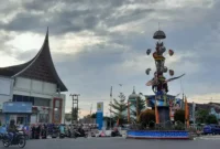 Tugu Tabuik Pariaman.(poto: radarsumbar.com).