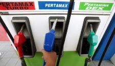 Pertamina resmi menurunkan harga BBM nonsubsidi mulai 1 Agustus 2026.(poto: radarsumbar.com).