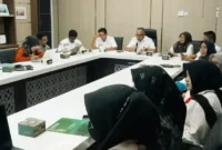 Rapat evaluasi progres penginputan data melalui aplikasi SIMSALABIM di Ruang Rapat Bupati Solok Selatan pada Selasa.(poto: kabarsumbar.com).