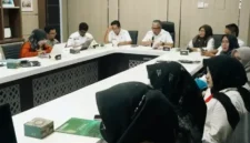 Rapat evaluasi progres penginputan data melalui aplikasi SIMSALABIM di Ruang Rapat Bupati Solok Selatan pada Selasa.(poto: kabarsumbar.com).