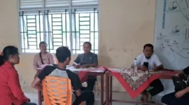 Aparat Kecamatan Bungus Teluk Kabung terus memacu pendaftaran perlinsos kota padang.(poto: padangkita.com).