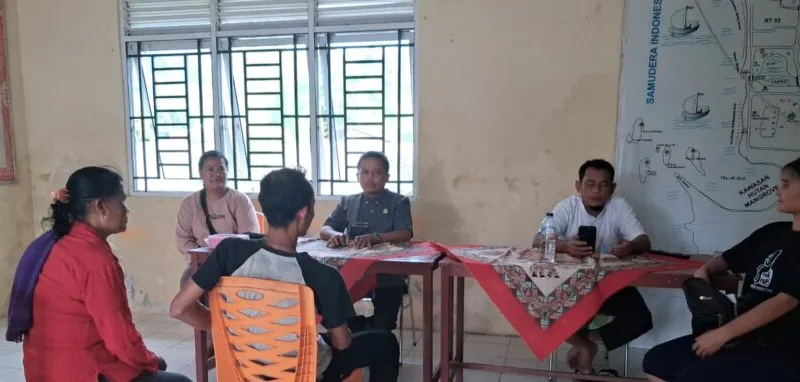 Aparat Kecamatan Bungus Teluk Kabung terus memacu pendaftaran perlinsos kota padang.(poto: padangkita.com).