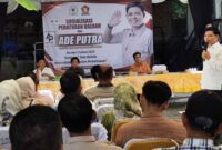 Anggota DPRD Sumatera Barat dari Fraksi Gerindra, Ade Putra, mengawal ketat implementasi Perda Komoditas Perkebunan Sumbar Nomor 3 Tahun 2026.(poto: radarsumbar.com).