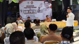 Anggota DPRD Sumatera Barat dari Fraksi Gerindra, Ade Putra, mengawal ketat implementasi Perda Komoditas Perkebunan Sumbar Nomor 3 Tahun 2026.(poto: radarsumbar.com).