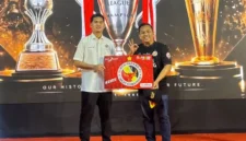 Direktur Utama Bank Nagari Gusti Candra hadir pada launching tim dan jersey resmi Semen Padang FC (SPFC), di Menara TOP Food, Alam Sutera, Tangerang, Selasa (25/8/2026).(poto: padangkita.com).