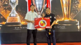 Direktur Utama Bank Nagari Gusti Candra hadir pada launching tim dan jersey resmi Semen Padang FC (SPFC), di Menara TOP Food, Alam Sutera, Tangerang, Selasa (25/8/2026).(poto: padangkita.com).