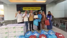 Melalui Tim Reaksi Cepat Bank Nagari Tanggap Bencana (TRC BNTB), Bank Nagari bergerak cepat menyalurkan bantuan kemanusiaan kepada masyarakat terdampak bencana banjir di Kota Padang.(poto: padangkita.com).