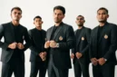 Pemain Semen Padang FC, Stefano Lilipaly (di tengah) dalam sesi foto tim.(poto: padangkita.com).