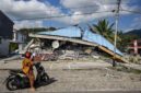 Rumah Rusak akibat gempa NTT.(Poto: radarsumbar.com).
