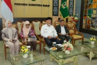 Gubernur Sumatera Barat Mahyeldi ansharullah menghadiri Webinar Peringatan Hari Kelahiran Bunghatta th 2026.(poto: radarsumbar.com).