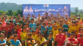 Sebanyak 29 Sekolah Sepak Bola (SSB) di Kota Padang ambil bagian dalam ajang turnamen sepak bola kelompok usia 12 tahun (U-12) memperebutkan trofi Wali Kota Padang.(poto: padangkita.com).