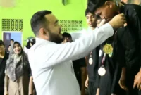 Wali Kota Padang Fadly Amran secara resmi menutup perhelatan Kejuaraan Pencak Silat Wali Kota Cup II Tahun 2026.(poto: padangkita.com).
