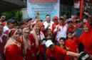 Wali Kota Padang Fadly Amran menghadiri kegiatan jalan santai se-Kelurahan Kubu Dalam Parak Karakah, Kecamatan Padang Timur.(poto: padangkita.com).