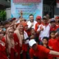Wali Kota Padang Fadly Amran menghadiri kegiatan jalan santai se-Kelurahan Kubu Dalam Parak Karakah, Kecamatan Padang Timur.(poto: padangkita.com).