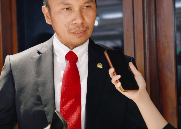 Anggota Komisi V DPR RI Dapil Jambi Edi Purwanto.(poto: jambiday.com).