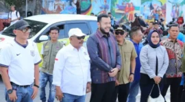 Wali Kota Padang Fadly Amran tutup Lomba Mural di Taman Aliran Kenangan. Seni warnai ruang publik dengan ikon budaya dan wisata Padang Selatan.(poto: padangkita.com).