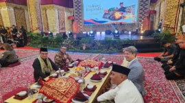 Staf Ahli Gubernur Bidang Hukum, Politik dan Pemerintahan Jasman Datuak Bandaro Bendang saat menghadiri Padang Bajamba.(poto: radarsumbar.com)
