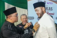 Wali Kota Padang Fadly Amran secara resmi membuka Jambore Paskas se-Sumatera di Sungrilla Outbound Camp, Jumat malam (21/8/2026).(poto: padangkita.com).