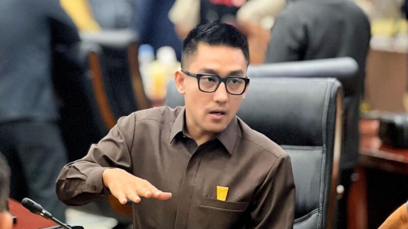 Ketua Komisi II DPRD Kota Padang Rachmad Wijaya.(poto: radarsumbar.com).