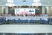 Gubernur Sumatera Barat (Sumbar), Mahyeldi Ansharullah bersama Calon Pasukan Pengibar Bendera Pusaka (Paskibraka) Provinsi Sumbar Tahun 2026.(poto: padangkita.com).