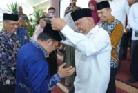 Gubernur Sumatera Barat (Sumbar) Mahyeldi Ansharullah, menyambut kedatangan Sekretaris Jenderal Kementerian Agama, Kamaruddin Amin kunjungan kerja ke Sumbar.(poto: padangkita.com).