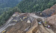 Pembangunan Jalan Trans Papua Segmen Mamberamo Elelim Dipacu Tembus Pegunungan