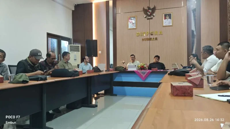 KONI Sumatera Barat bergerak cepat mematangkan persiapan helat pesta olahraga multi-event regional melalui pembentukan Panitia Besar Porprov XVI Sumbar 2026.(poto: radarsumbar.com).