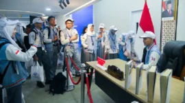Staf Ahli Menteri Bidang Komunikasi dan Media Massa Kementerian Komunikasi dan Digital Molly Prabawaty mewakili Menkomdigi Meutya Hafid saat menerima kunjungan Forum Pelajar Indonesia, Kamis (6/8/2026).(poto: radarsumbar.com).