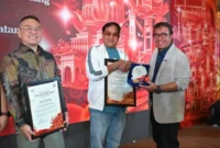 Direktur Utama PT Semen Padang Pri Gustari Akbar saat menghadiri egiatan Distributor Summit Area Penjualan (AP) 1 yang digelar di Medan.(poto: padangkita.com).
