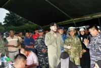 Pemkot Padang memperingati Hari Jadi Kota ke-357 dengan aksi pembersihan Sungai Batang Arau dan penggalangan donasi korban banjir.(poto: padangkita.com).