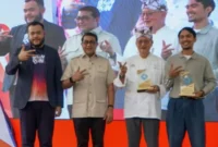 Menteri Ekonomi Kreatif/Kepala Badan Ekonomi Kreatif Republik Indonesia Teuku Riefky Harsya membuka secara resmi kegiatan Talk on Taste di Mini Stage Kawasan Kota Tua.(poto: padangkita.com).