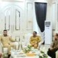 Wali Kota Padang Fadly Amran memanggil Fakhri secara khusus ke Kediaman Resmi Wali Kota pada Selasa (18/8/2026).(poto: padangkita.com).