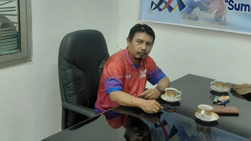 Revdi Iwan Syahputra, yang akrab disapa Ope, ditunjuk sebagai Ketua Pejabat Sementara Ketua KONI Agam.(poto: padangkita.com).