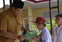 Wali Kota Pariaman Yota Balad ketika membuka Lomba Tahfiz Al-Qur’an Murid Bersama Orang Tua Tingkat SD/MI se-Kota Pariaman Tahun 2026.(poto: padangkita.com).