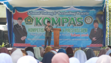 Kepala Kantor Kementerian Agama Kota Sungai Penuh, H. Hardiman, S.Ag., M.M., resmi membuka gelaran KOMPAS Kemenag Sungai Penuh 2026 pada Rabu (2/9/2026).(poto: istimewa).