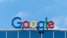 Google Gemini AI retas 3 perusahaan.(ilustrasi poto: fajarharapan.id).