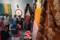 Pameran seni Rauik Rang Mudo di Taman Budaya Sumbar tampilkan karya kriya pelajar SMK Padang.(poto: fajarsumbar.com).
