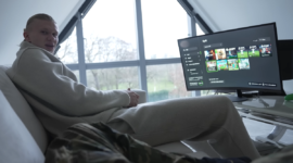 Erling Haaland pamer ruang gaming pribadinya melalui unggahan video berdurasi delapan menit di kanal YouTube resmi.(poto: kompas.com).