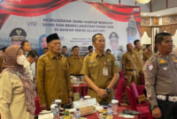 Wakil Wali Kota Sungai Penuh, Azhar Hamzah, menghadiri acara Sosialisasi dan Sinergitas Program Pemberian Keringanan Pokok dan Sanksi Administratif pemutihan pajak kendaraan Jambi Tahun 2026.(poto: istimewa).