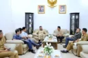 Wali Kota Padang Fadly Amran menerima kunjungan silaturahmi pengurus Persatuan Wartawan Indonesia Sumatera Barat di Kediaman Resmi Wali Kota Padang pada Senin.(poto: fajarsumbar.com).