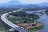 Jalan Tol Padang - Pekanbaru ruas Padang - Sicincin, salah satu tuas Jalan Tol Trans Sumatera (JTTS) yang dikelola Hutama Karya.(poto: padangkita.com0.