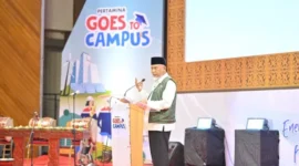 Gubernur Sumbar Mahyeldi Ansharullah saat menghadiri Pertamina Goes to Campus (PGTC) 2026 Regional Sumbar di Auditorium Universitas Andalas (Unand), Jumat (4/9/2026).(poto: padangkita.com).