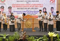 Pengukuhan Ibunda Guru PGRI Provinsi Sumatera Barat masa bakti XXIII 2024-2029 dan Konferensi Kerja Provinsi (Konkerprov) I PGRI Sumbar 2026 di Hotel Truntum Padang, Jumat (4/9/2026) malam.(poto: padangkita.com).