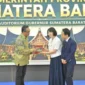 Kepala Biro Pemerintahan dan Otonomi Daerah Setdaprov Sumbar, Ezeddin Zain dan Pemerintah Provinsi Jeonbuk dalam acara gala dinner di Auditorium Istana Gubernur Sumbar, Jumat (18/9/2026).(poto: padangkita.com).