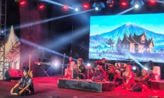 Kesenian Tradisional Minangkabau Memukau Pengunjung PKD Saraso Fest 2026