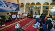 Antusiasme warga Gurun Laweh Nan XX terlihat jelas dari padatnya ruang Musala Nurul Zikilah.(poto: padangkita.com).