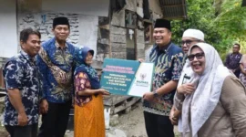 Wali Kota Pariaman Yota Balad secara resmi memimpin kegiatan pembangunan rumah layak huni di Dusun II Kampung Koto, Desa Balai Kurai Taji, Kecamatan Pariaman Selatan, Kamis (3/9/2026).(poto: padangkita.com).