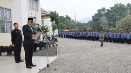 Pemerintah Kota Sungai Penuh menggelar upacara peringatan Hari Kesaktian Pancasila 2026 di halaman Kantor Wali Kota Sungai Penuh pada Kamis (1/10).(poto: istimewa).